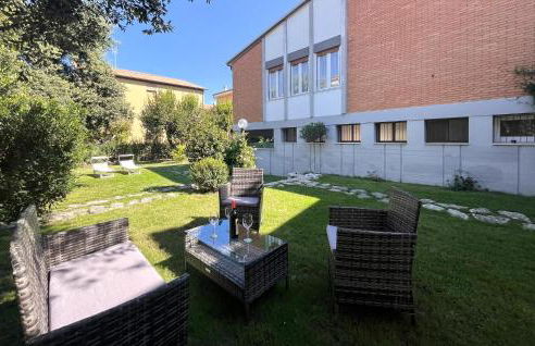 Beautiful Home In Porto Potenza Picena - Photo 12