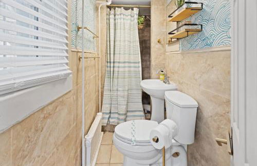 Tropical Bohemian 1BR Apt near Atlantic City Beach - Foto 13