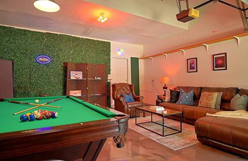 RARE FIND! Private Pool Hot Tub Spa Game Room Pool Heat Available Spring Special! - Foto 36