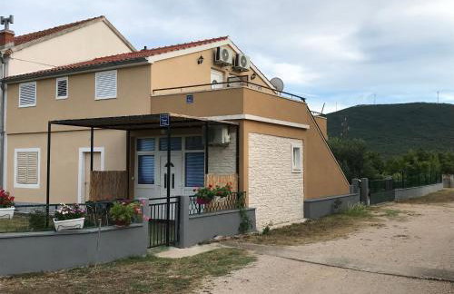 Apartments Brkić, Lozovac Krka NP with Pool - Foto 38