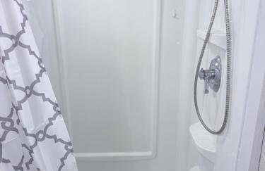 Garden level one bedroom apartment - Foto 22