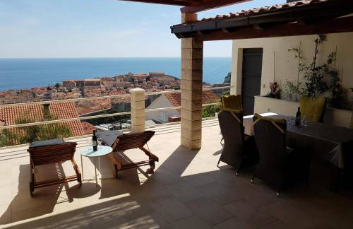 Old Town & Sea View - Photo 2