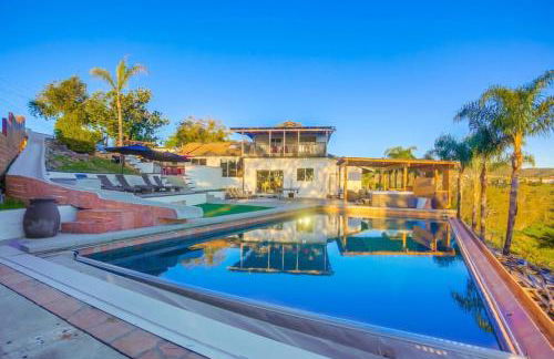 Large Pool Home on Two Acres with Views! - Foto 1