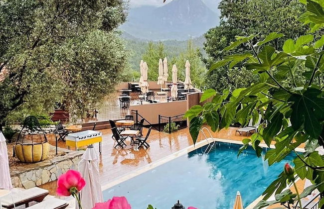 Antalya Bodrum Kayası Dağ Oteli - Foto 1