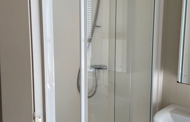 Caravan - Sleeps 6 & Parking - Foto 24