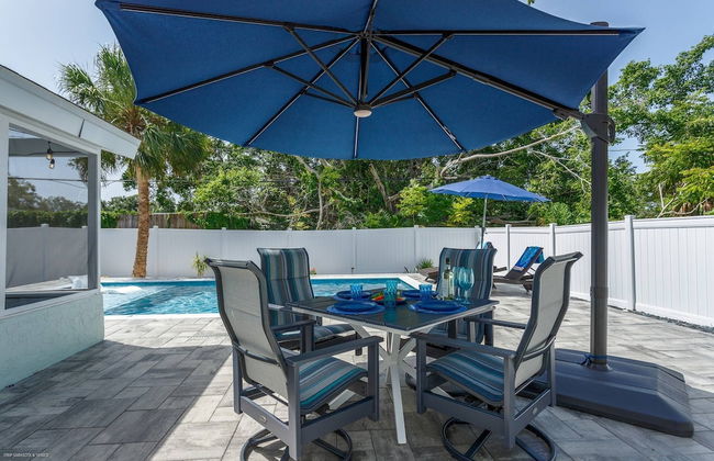 Mova Poolside Escape - Foto 13