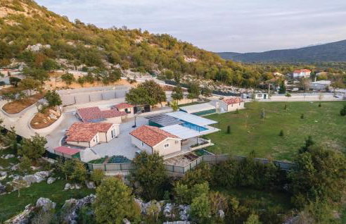 4 Bedroom Stunning Home In Neoric - Foto 2