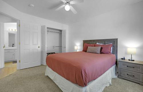 Near Zion Remodeled 4BR Sleeps 10 Patio - Foto 24