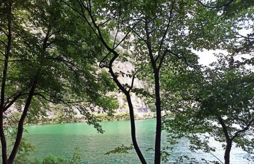 Blondie House - Pool & LakeView - by Host4U - Photo 2