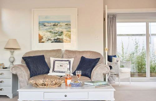 Port Side - Boutique Home with Outstanding River Views - Foto 9