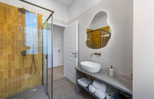 Adam and Cupid - Foto 49