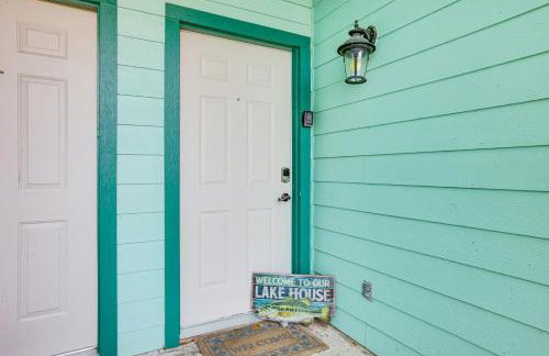 Resort-Style Lake Conroe Retreat with Balcony and View - Photo 24