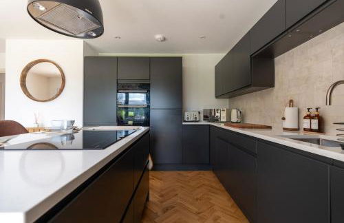 Modern Bungalow Views of Pen y Fan - Photo 8