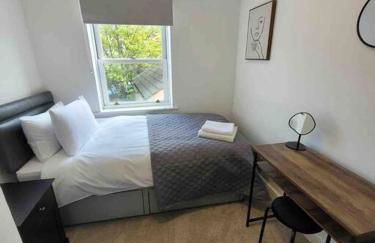 5 Bed Modern Cheltenham Town Centre Home - Photo 29