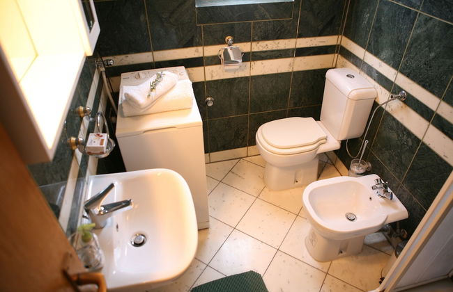 Sea front stone house - Photo 74