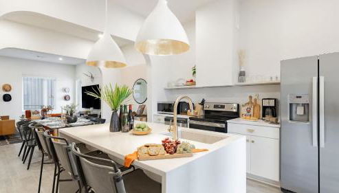 Sleeps 28 2 Units Near DT Nashville Outrider by AvantStay - Foto 4, Other