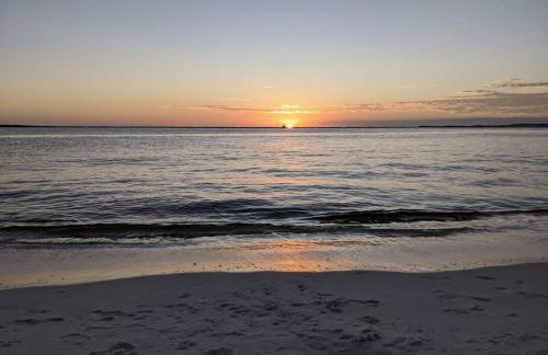 Destin Bliss! Your Dream Studio Condo on Holiday Isle! - Foto 13