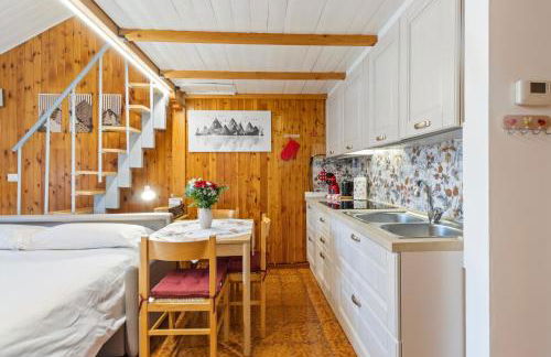 Mountain Nest - Wi-Fi, parcheggio e ascensore - pet friendly - Foto 17