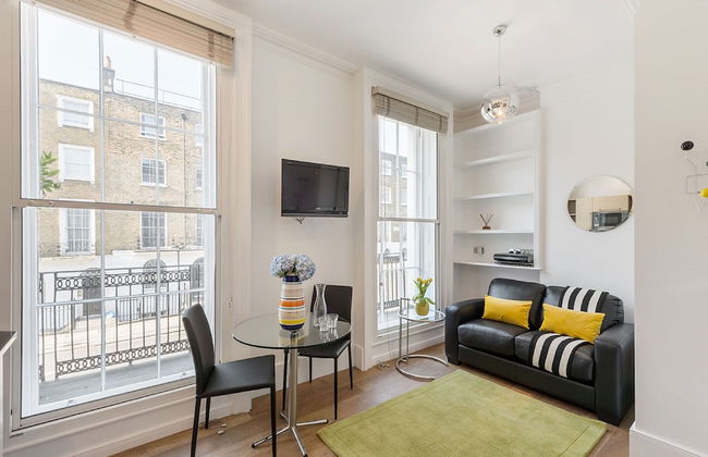 Marylebone - Gloucester Place apartments by Viridian Apartments - Photo 11