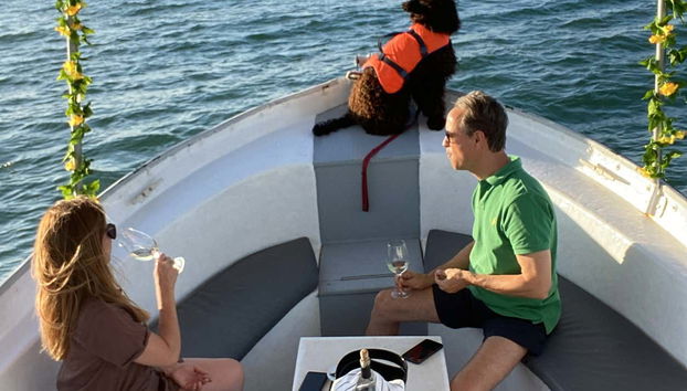 ¡Las mascotas son bienvenidas a bordo!