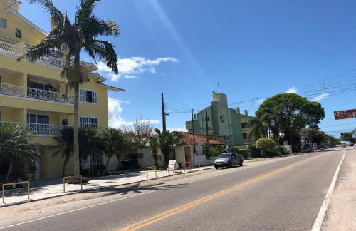 Apto Jurerê 2 quartos 400m da Praia - Foto 2