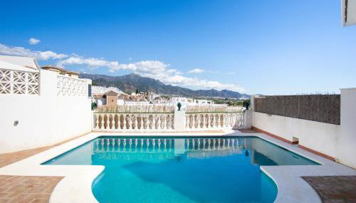 Private Beach Villa for 6 with Seaview, Pool & big Sun Terrace - Foto 3