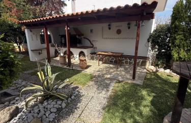 House with lake and water lilies - Foto 11