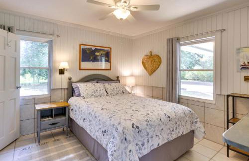 Riverfront Florida Escape with Grill and Fire Pit! - Foto 10