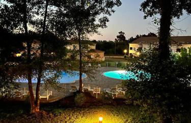 Villa avec terrasse et vue piscine, proche plage - Foto 1