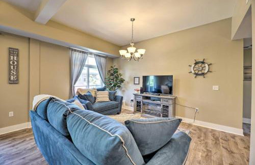 Grand Haven Condo - Walk to Nearby Hot Spots! - Foto 14