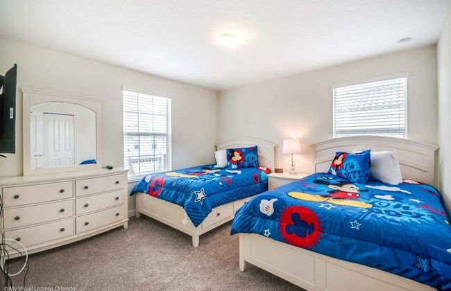 Bring The Whole Family Gate 9 Bedroom 5 Bath 9 Villa by Redawning - Photo 6