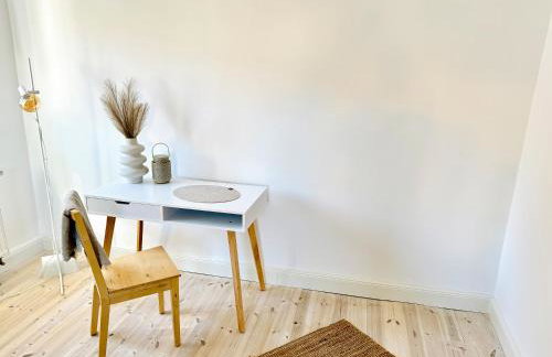 Stilvolles Haus mit Naturgarten & Weitblick - für Familien & Freunde - Foto 26