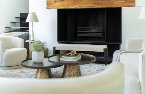 Pass the Keys Bond-villain Style Home with Panoramic Views - Foto 45