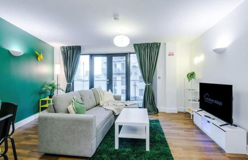 Spacious Deansgate Apartment, Free Park, Sleeps 8 - Foto 1