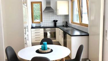 Exklusive Ferienwohnung m. Terrasse, ruhig gelegen - Foto 2