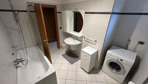 RESIDENCE MAXIM - Photo 5, Shower