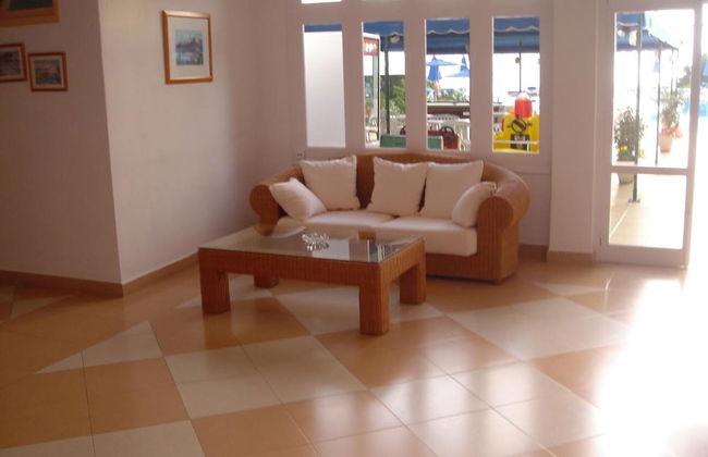 Vistamar Apartamentos - Photo 17