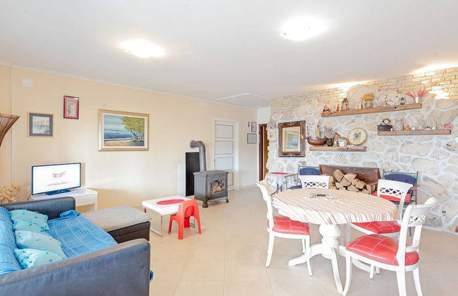 Modern Holiday Home in Mandre With Barbeque - Foto 19