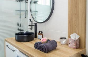 Suites Mana - Le Manaloft, Chic et moderne avec salle privée de Fitness en plein centre-ville de Rethel - Foto 4