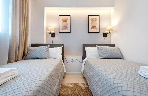 Magical 2BR Condo in the Heart of Cambrils - Photo 20