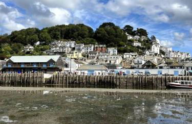 Contemporary 3-Bedroom Home with Stunning Views - Foto 17