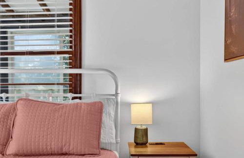 Cabin w River Access Fire Pit Grill WiFi & More - Foto 44