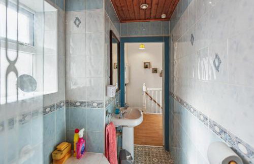 Contractors & Pets Welcome - Sleeps 1-4, less than 1 mile from M606, Ideal for Longer Stays - Foto 17