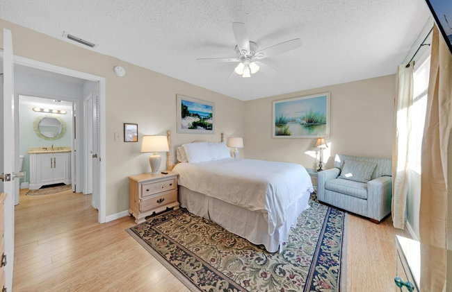 Southbay by the Gulf 90 only 75 Yards to the Beach Updated Townhome - Foto 9