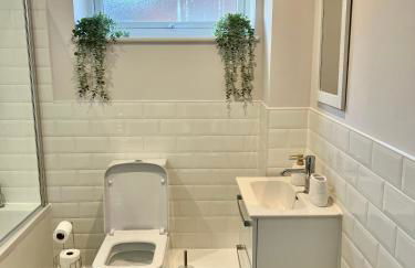 Dover Port in quiet location with Castle Views and off road parking - Foto 24