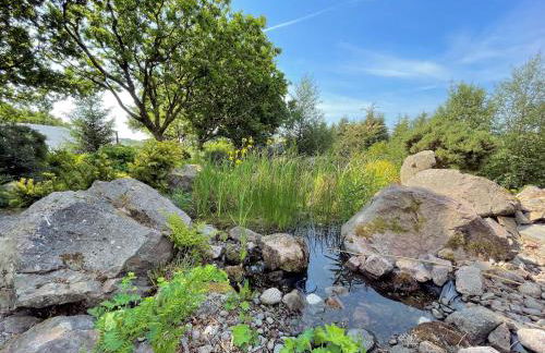 Beautiful 2BR Beach Lodge Set In Stunning Gardens - Pass the Keys - Photo 27