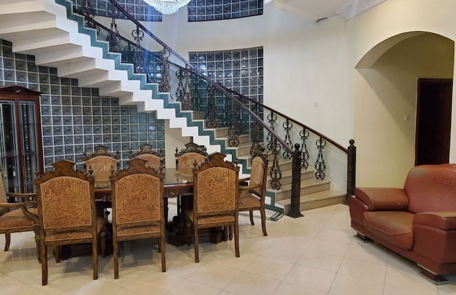 Mini-Mansion Villa Adjacent To The Beach - Foto 17