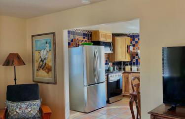 3 bd, Full kitchen, fenced yard, near Field of Dreams - Foto 12