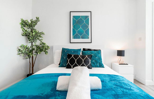 Four Bedroom House With Garden and Parking in West Midlands - Foto 5