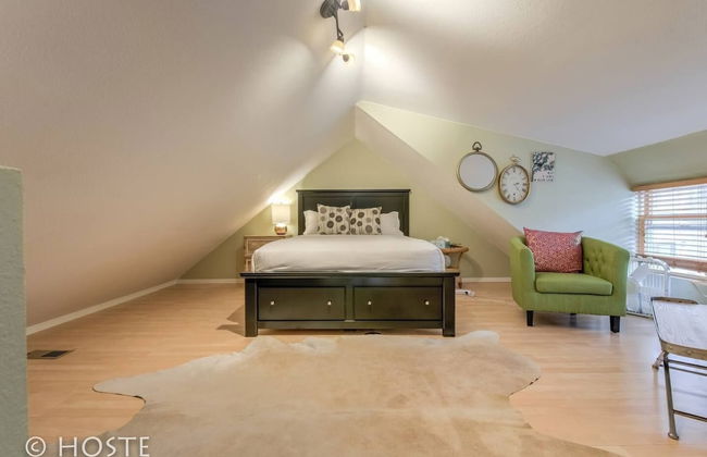 Chic Boutique Wine + Mtns Walk Everywhere - Foto 7